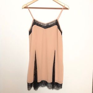 En Creme Pink Tank Top With Black Lace Tri…